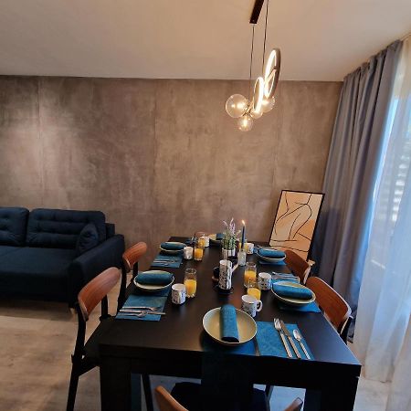 Marsselis Luxe Port Apartment فارنا المظهر الخارجي الصورة