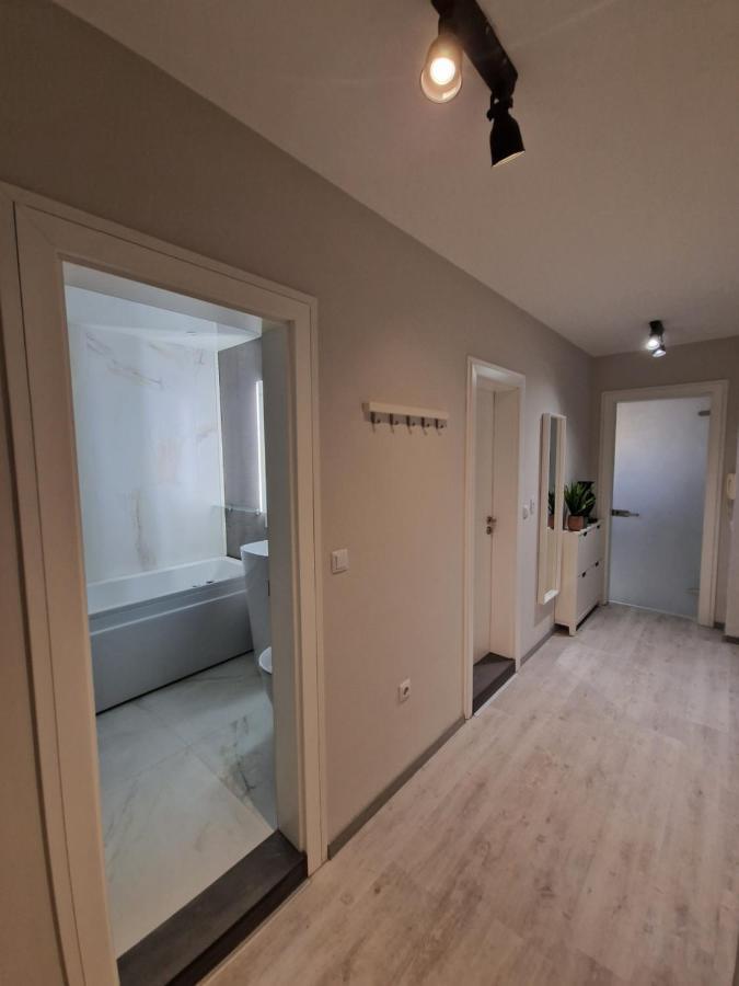 Marsselis Luxe Port Apartment فارنا المظهر الخارجي الصورة